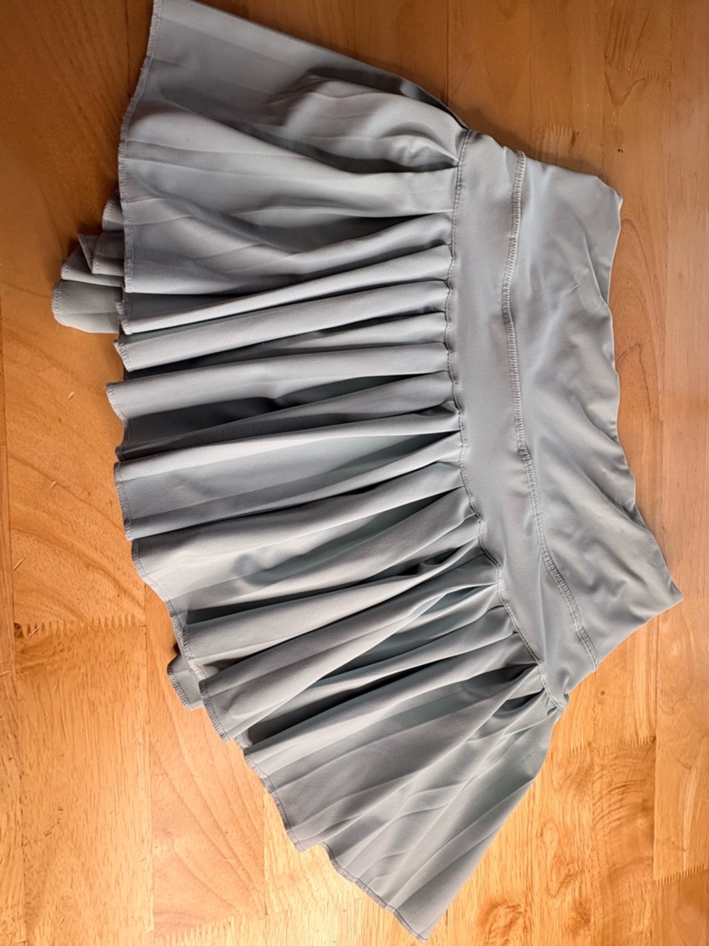 Gold Hinge Women’s Pleated Athletic Skirt in Light teal